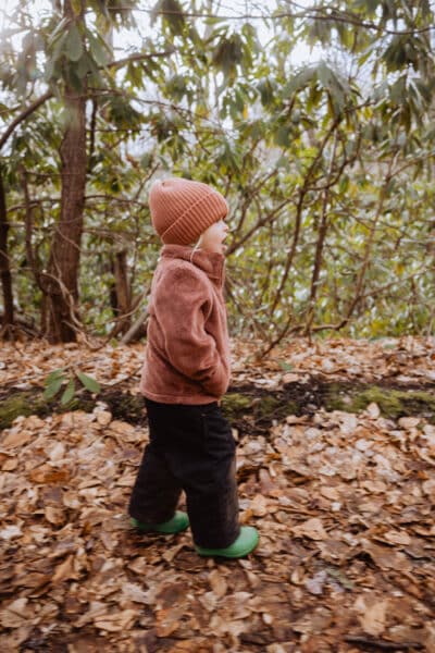 A little girl enjoys the fall weather along the Turkey wilderness show